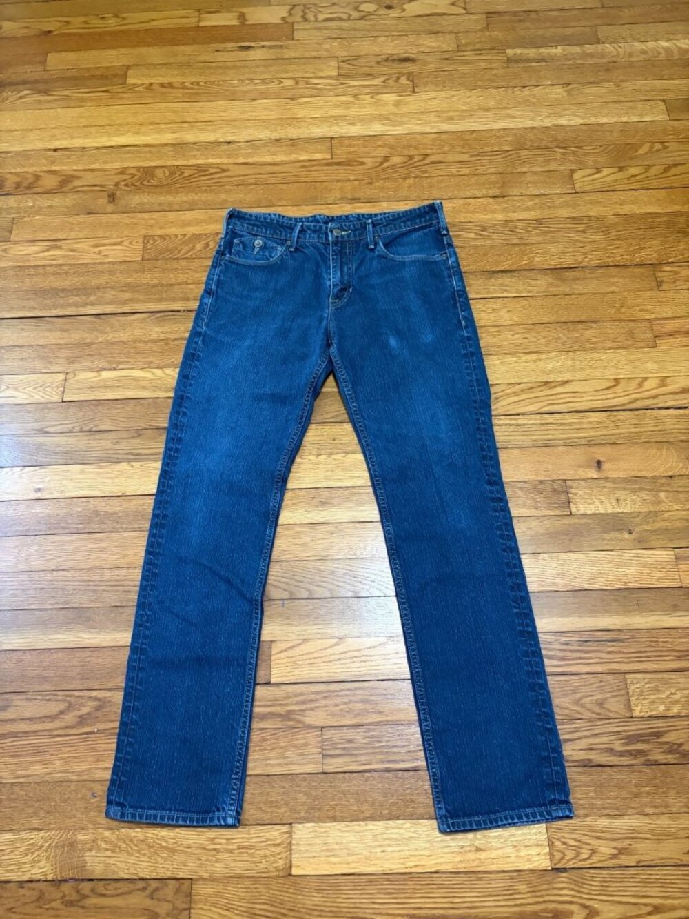 Levi's Mens Classic Fit Straight Leg Jeans Size 32x32 Blue Dark Indigo Denim